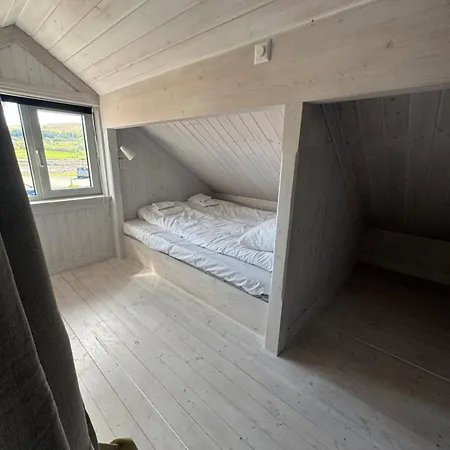 Apartment Lilleeideholmen Sjohusutleie Gravdal (Vestvagoy)