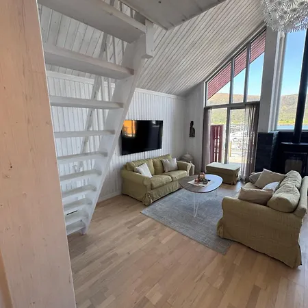 Lilleeideholmen Sjohusutleie Gravdal (Vestvagoy)